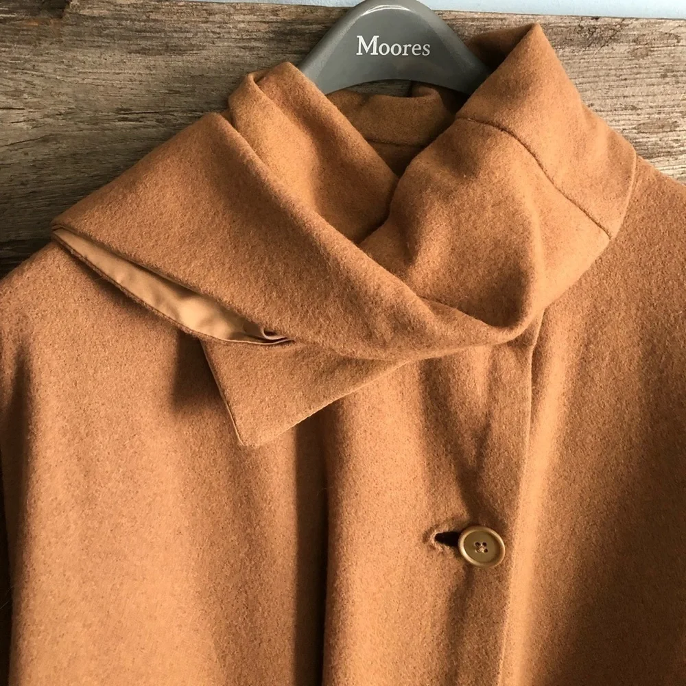 VINTAGE Handmade Plus Size Wool Camel Long Cape - Picture 5 of 8